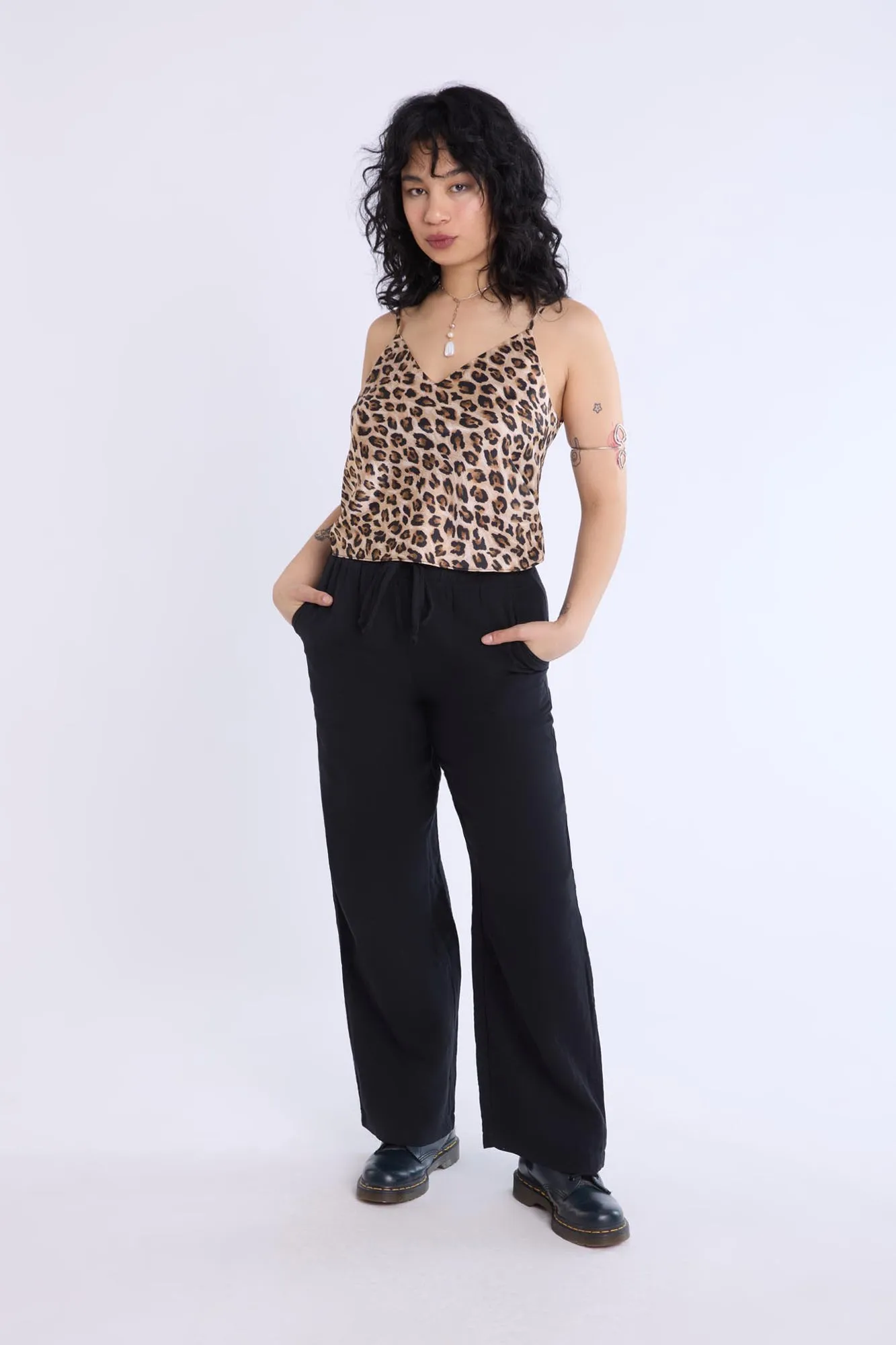 Camisole en satin à imprimé léopard
