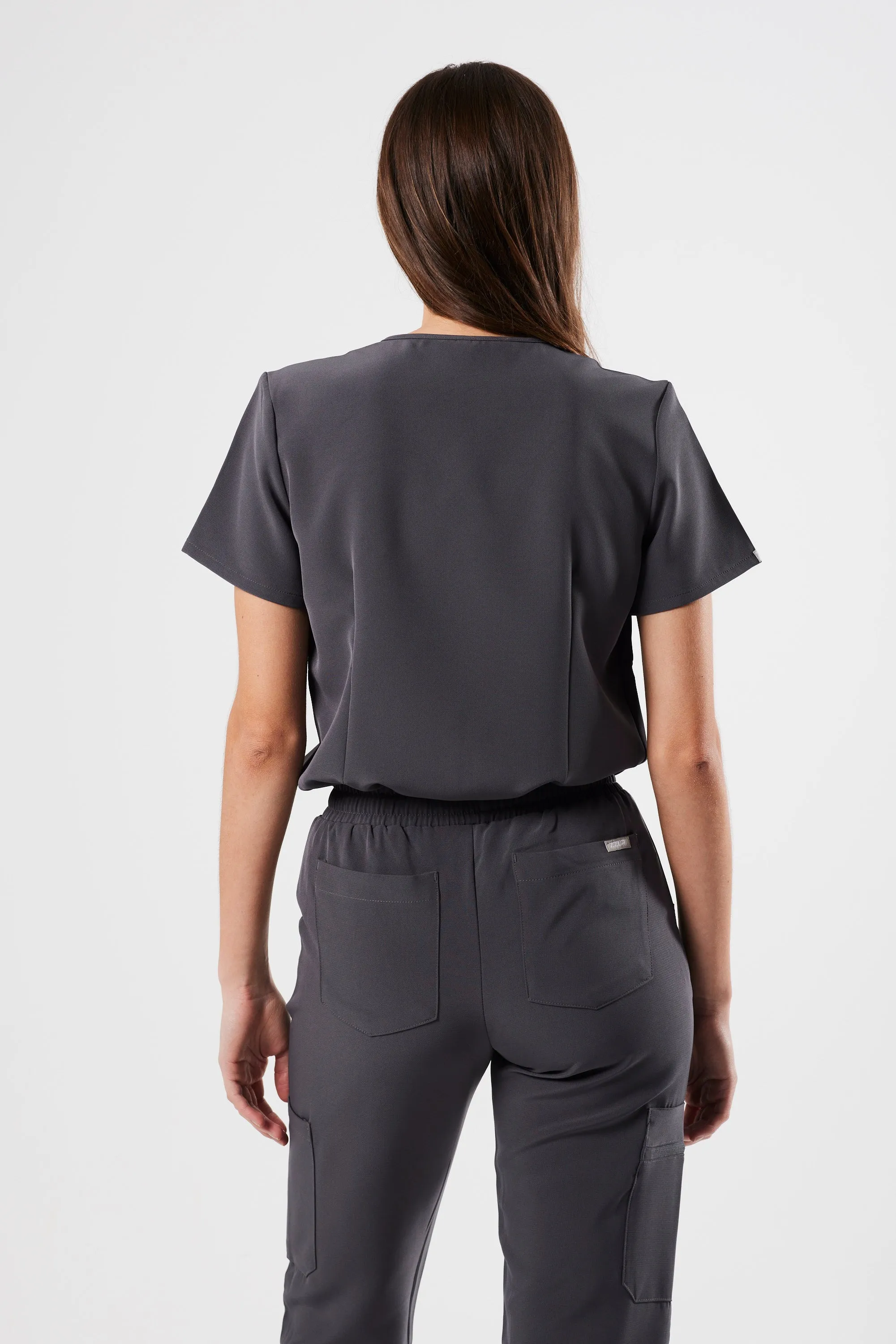 FLEX ONE-POCKET WOMEN'S SCRUB TOP (PEWTER GREY)