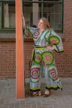 Happy suit- de enige echte- zwart & wit - boho pants & butterfly shirt