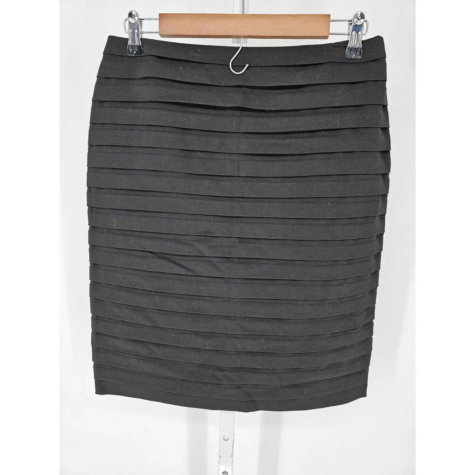 Larry Levine Womens Sz 6 Short Pencil Skirt Black Micro Pleated