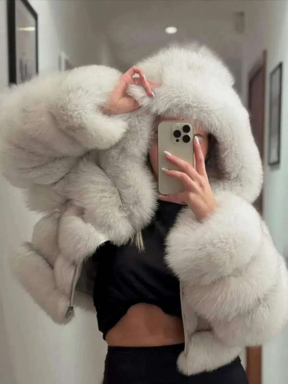 Modena – Hooded cropped design – Faux fur waterproof coat