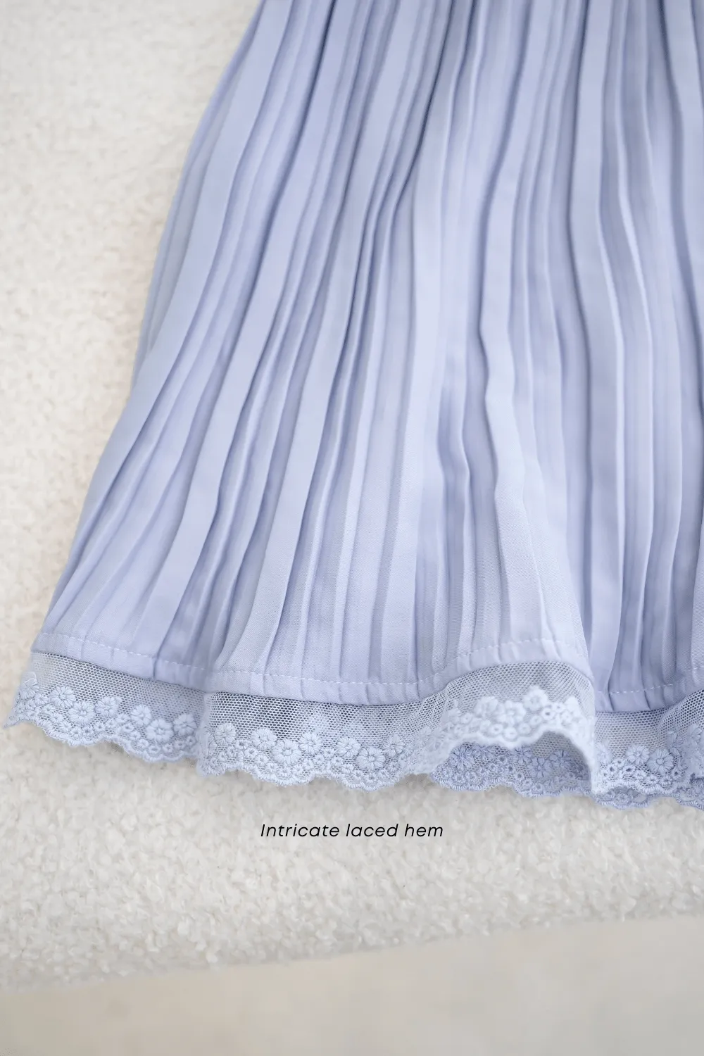 ROSEMARY LACE PLEATED SKORTS IN BLUE