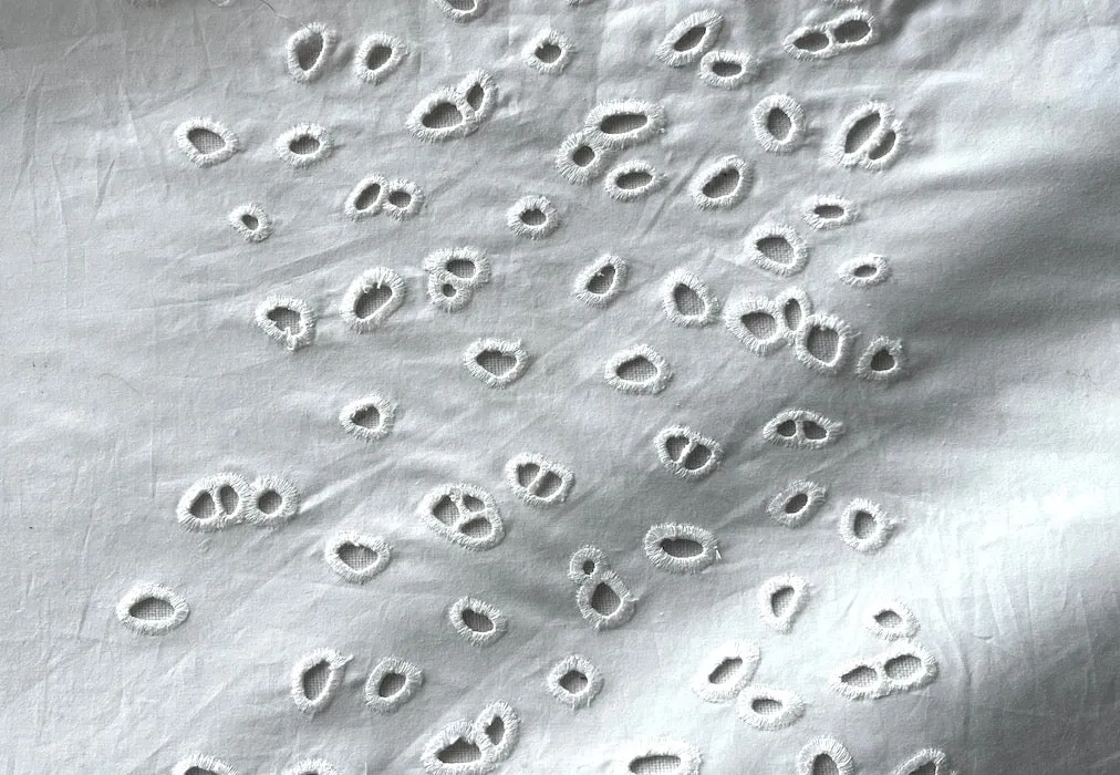 White Flirty Striped Eyelet Clusters Cotton Poplin (Made in Italy)